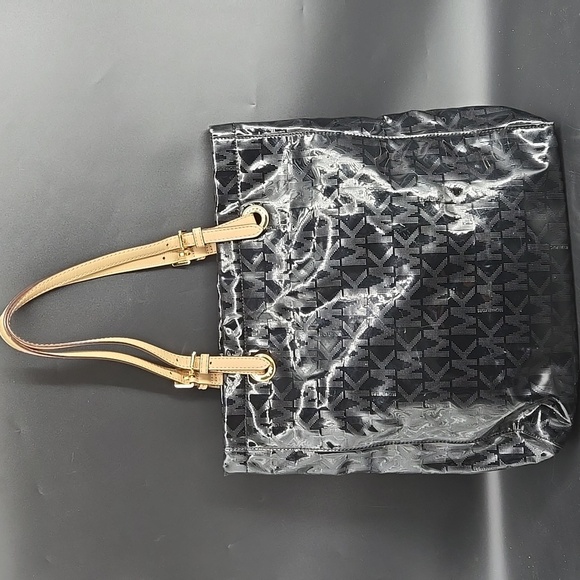 Michael Kors Black Patent Leather Tote Bag - Picture 1 of 9